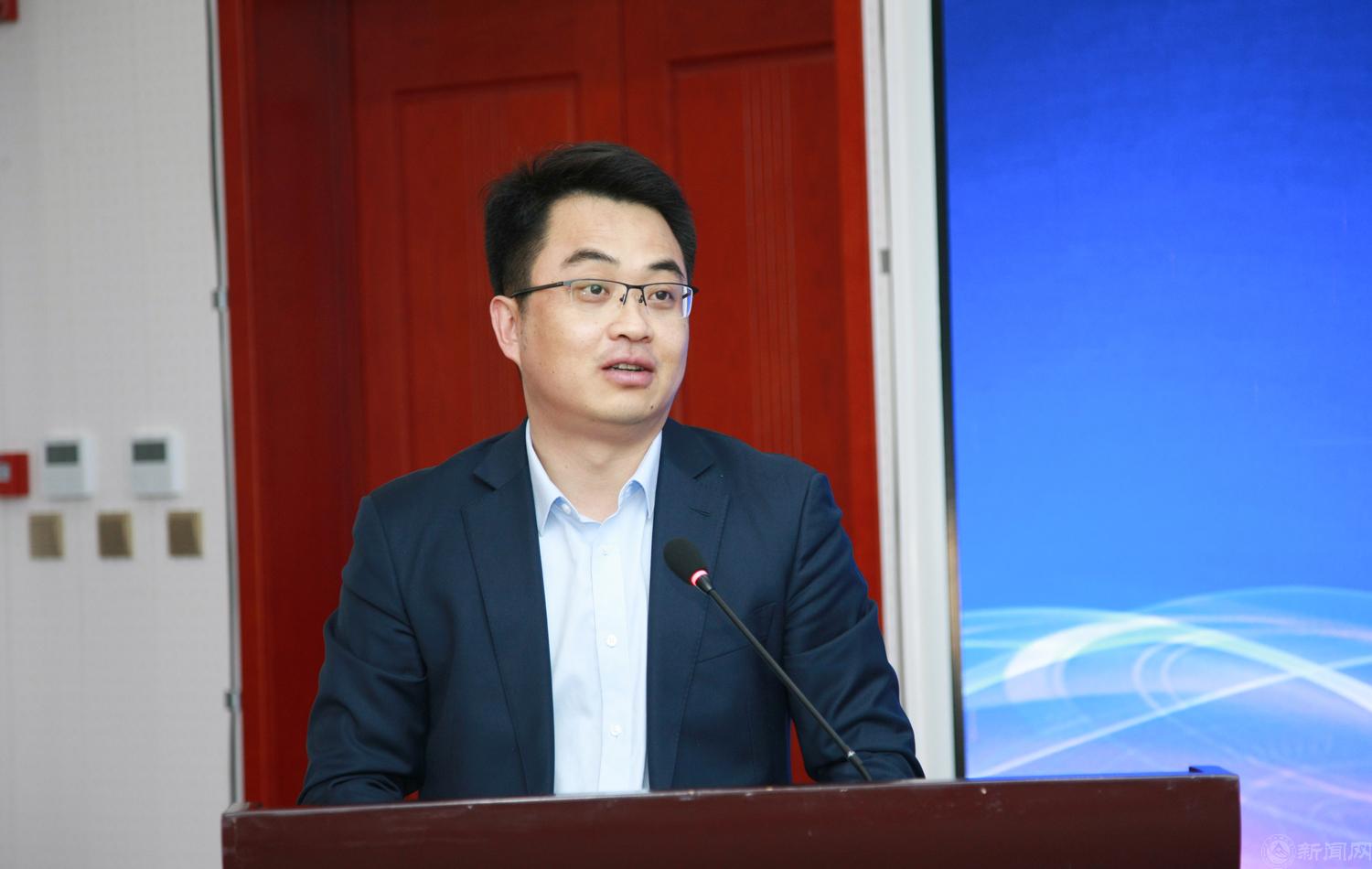 石景山副区长.jpg