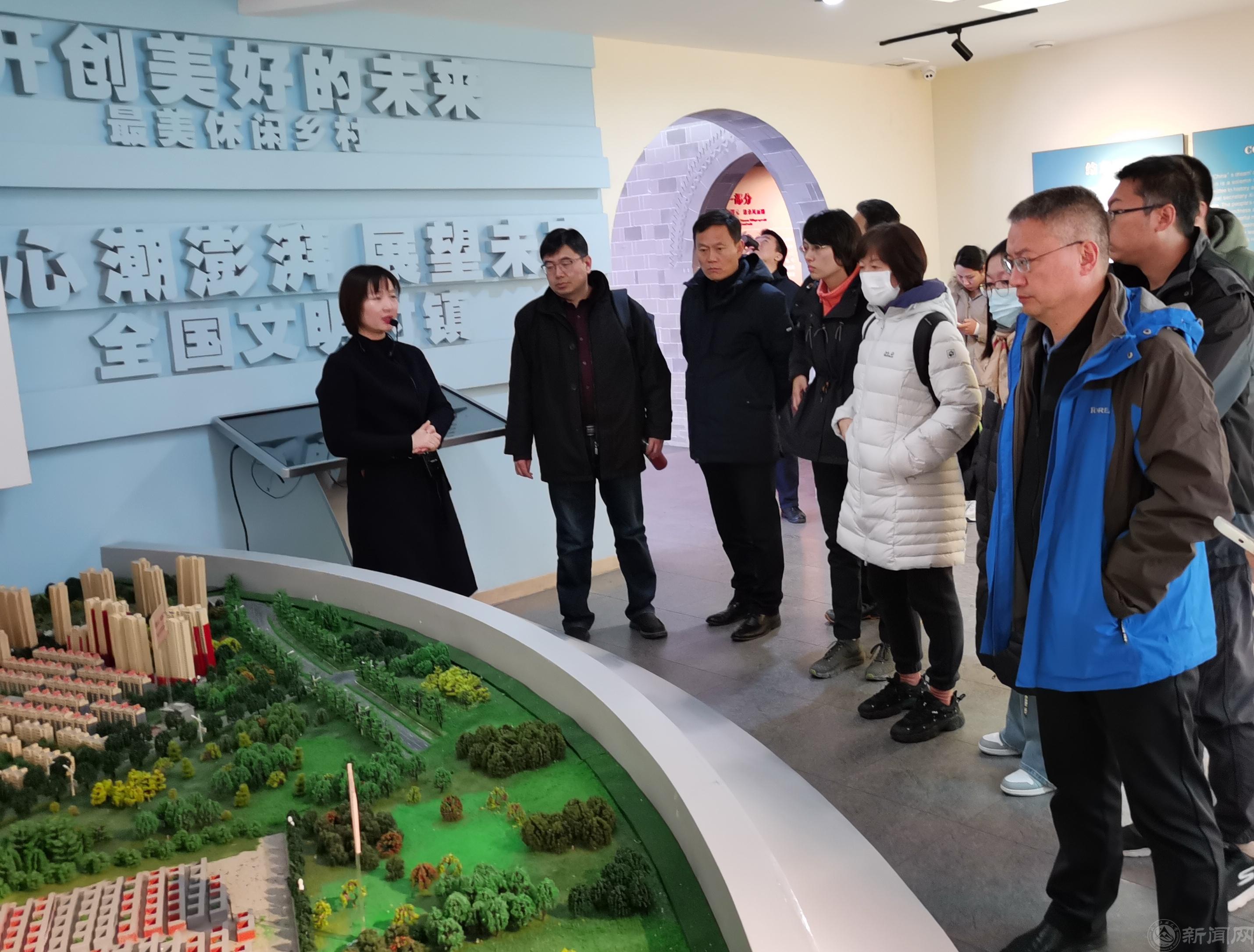 05正定县塔元庄参观学习.jpg